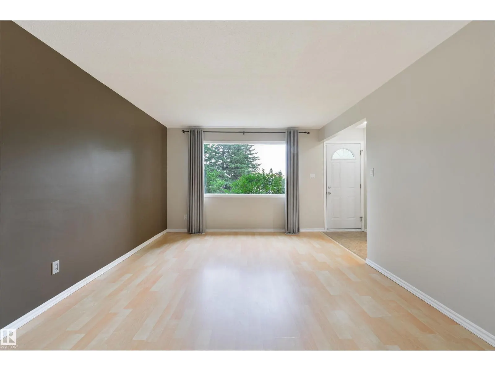 4426 47 ST