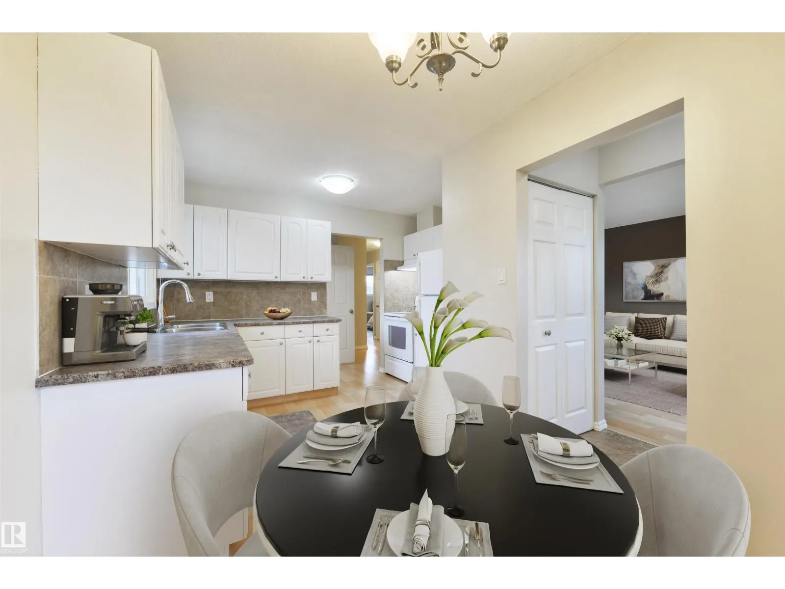 4426 47 ST