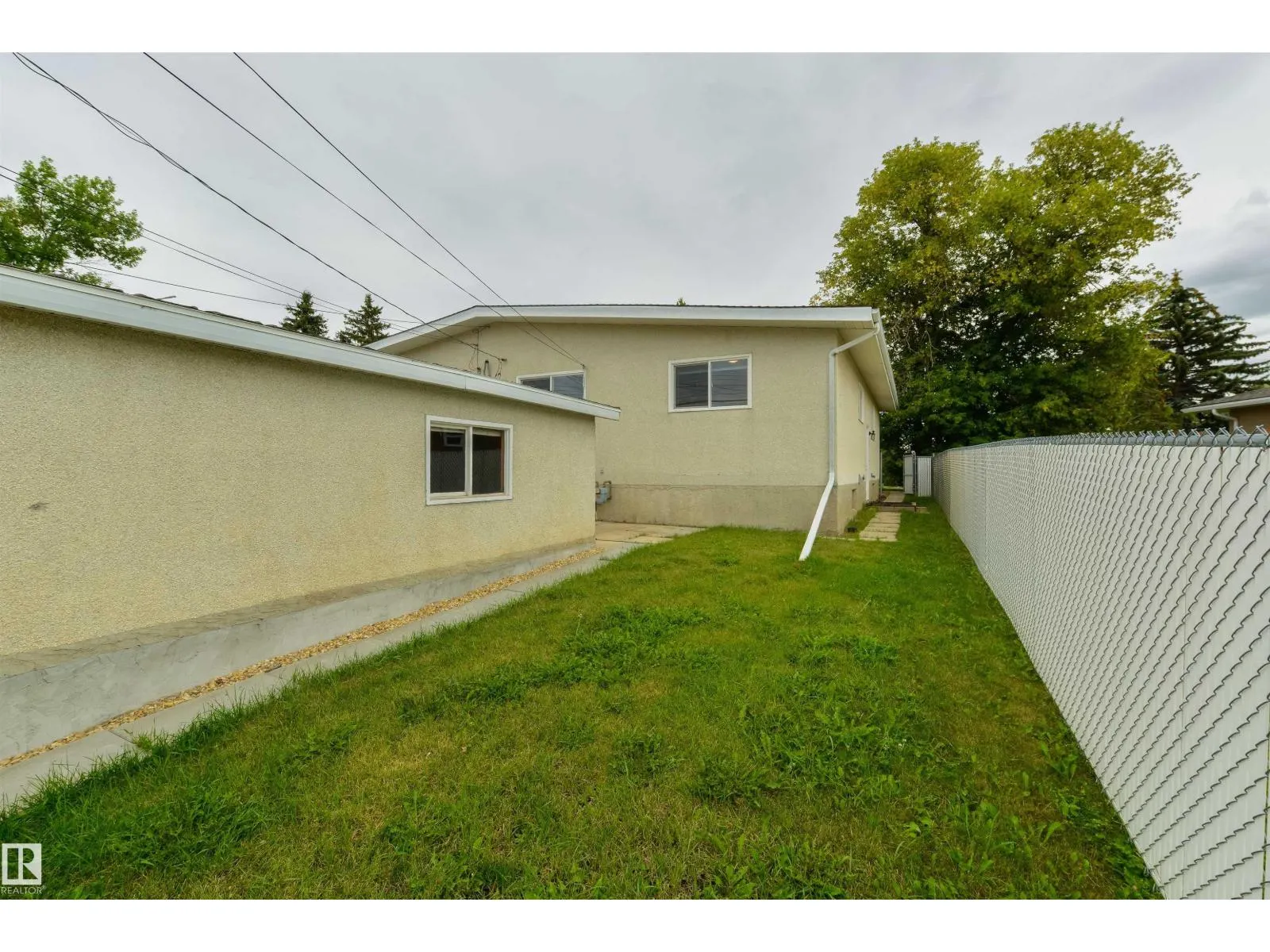 4426 47 ST