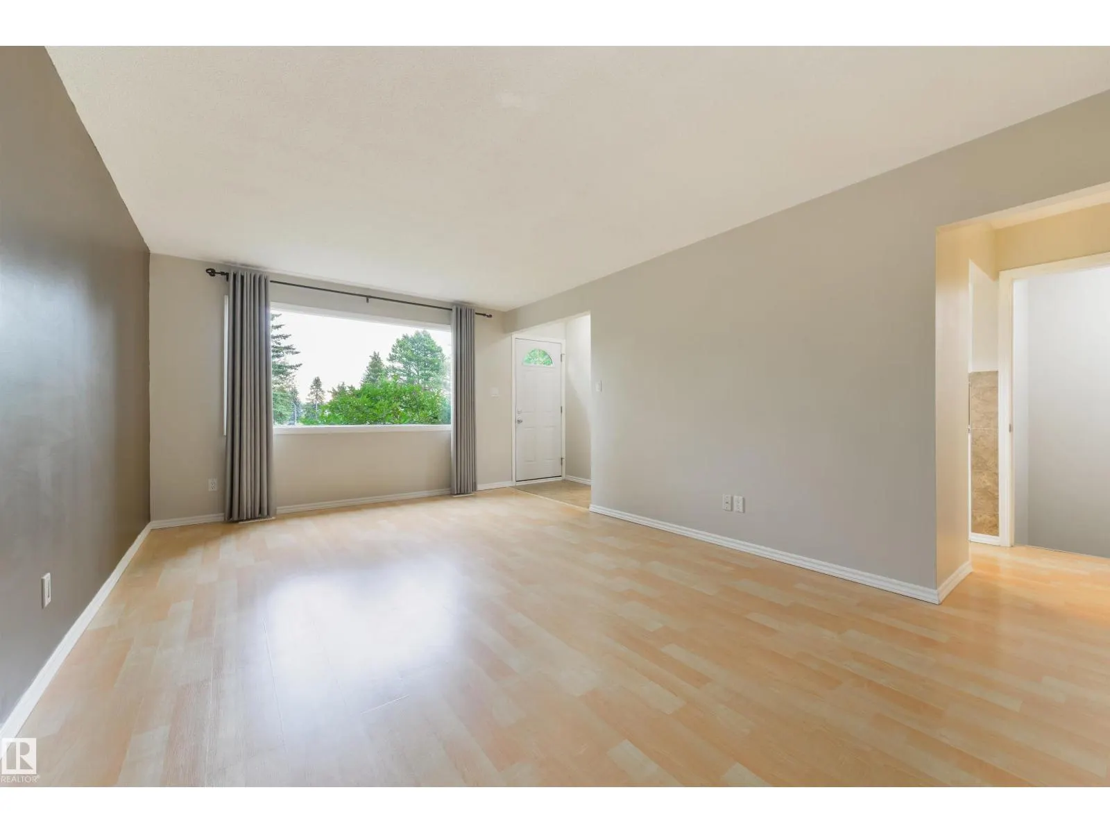 4426 47 ST