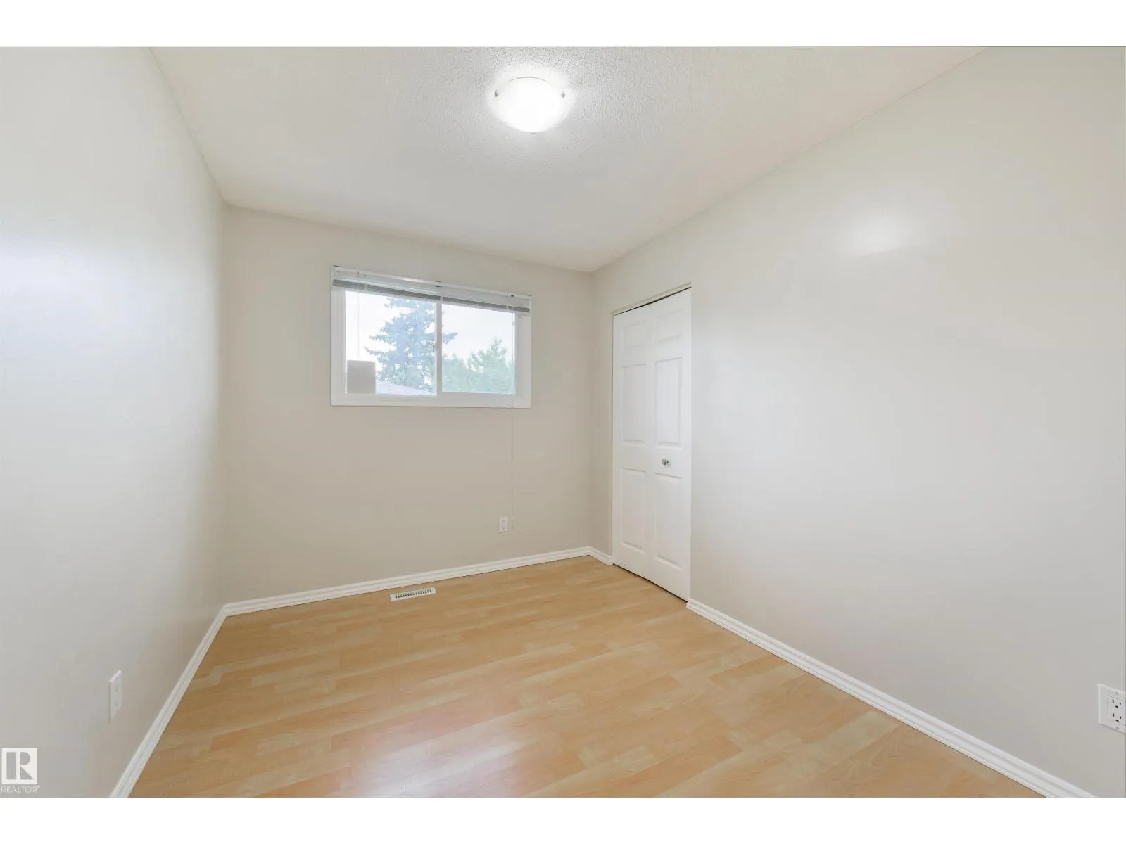 4426 47 ST