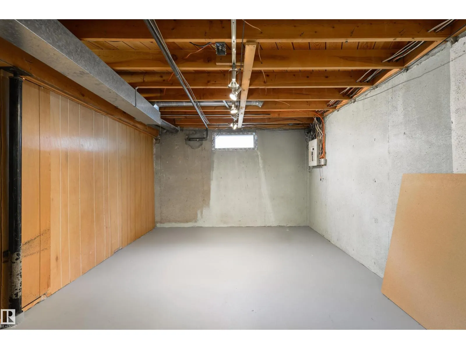 4426 47 ST
