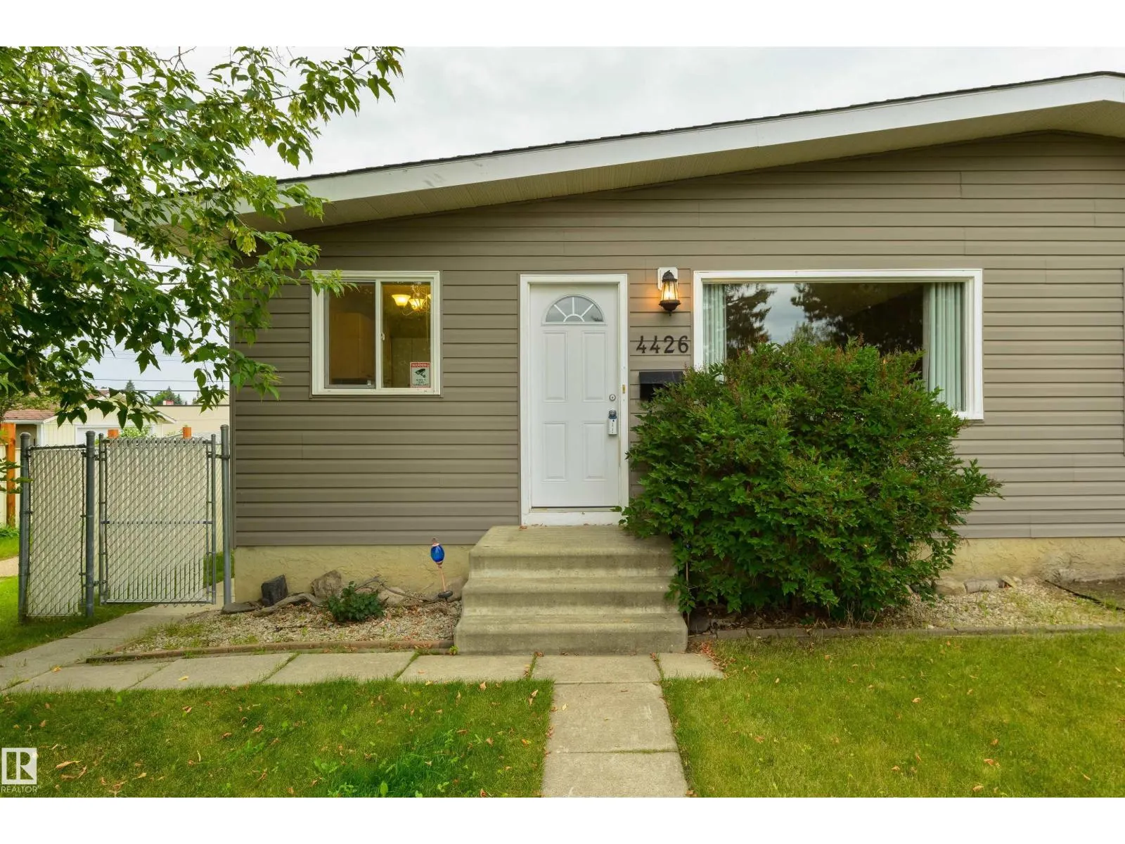 4426 47 ST