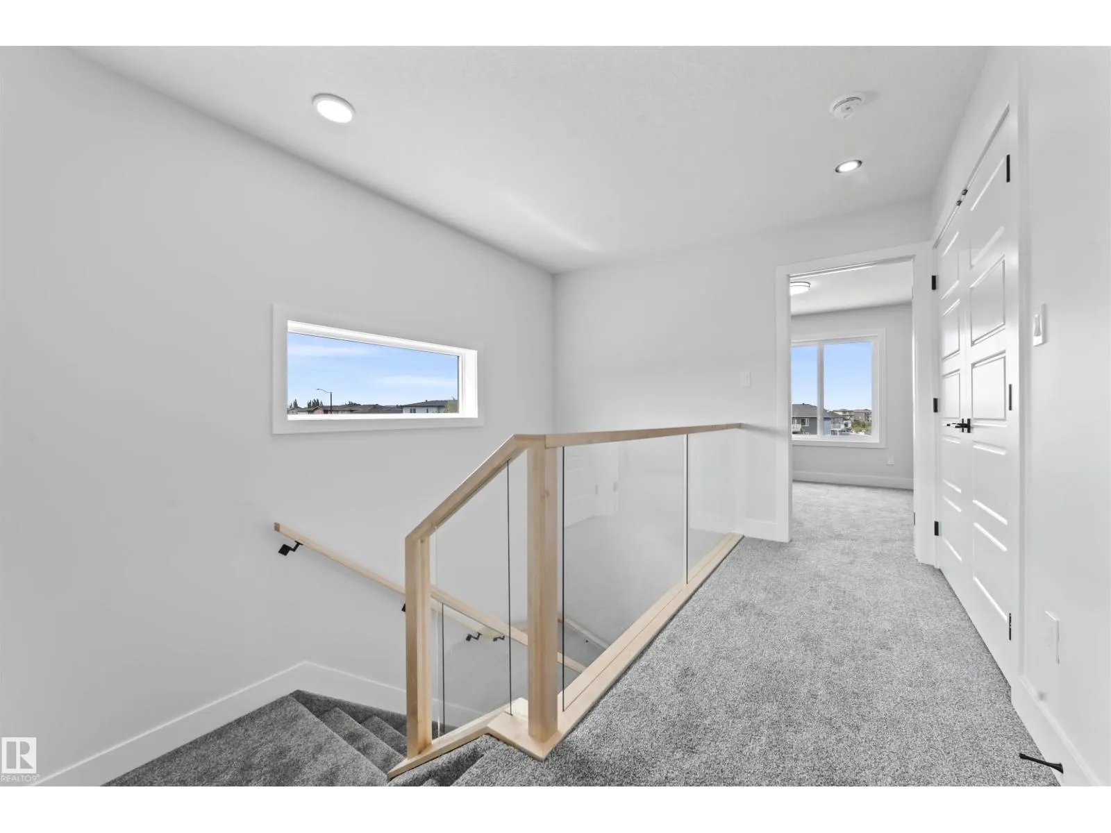 201 Deer Valley DR