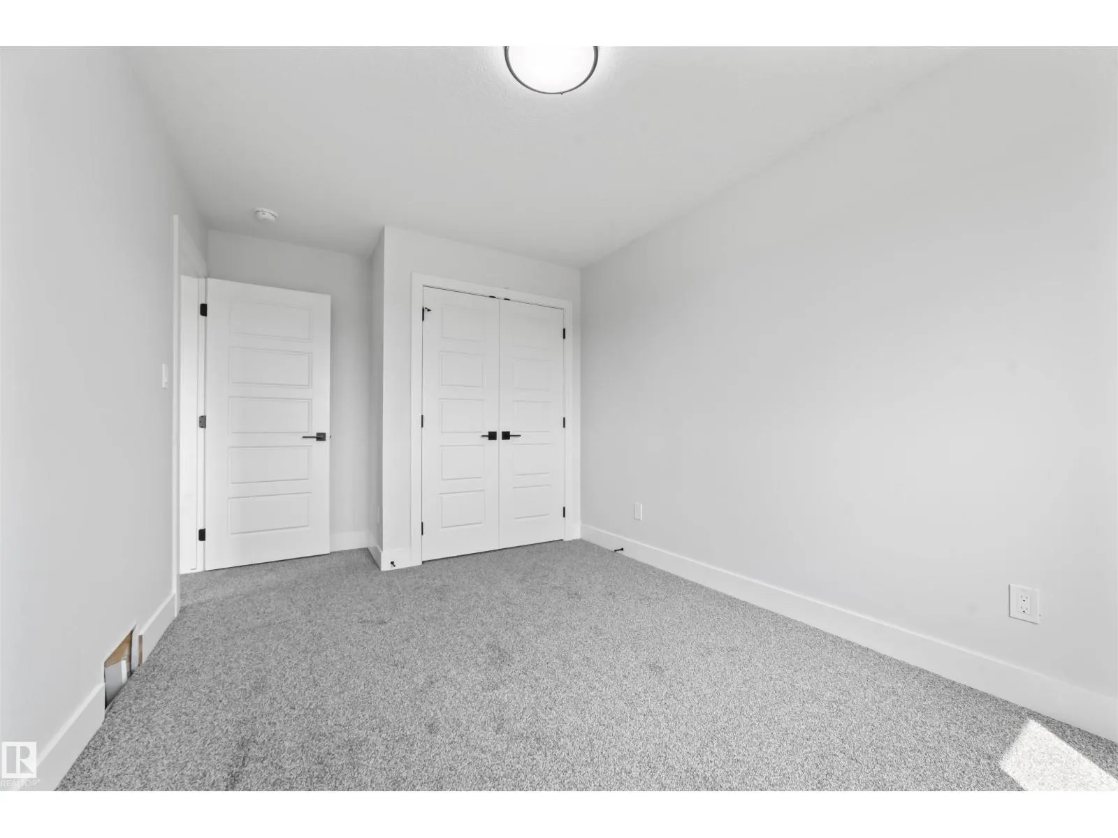 201 Deer Valley DR