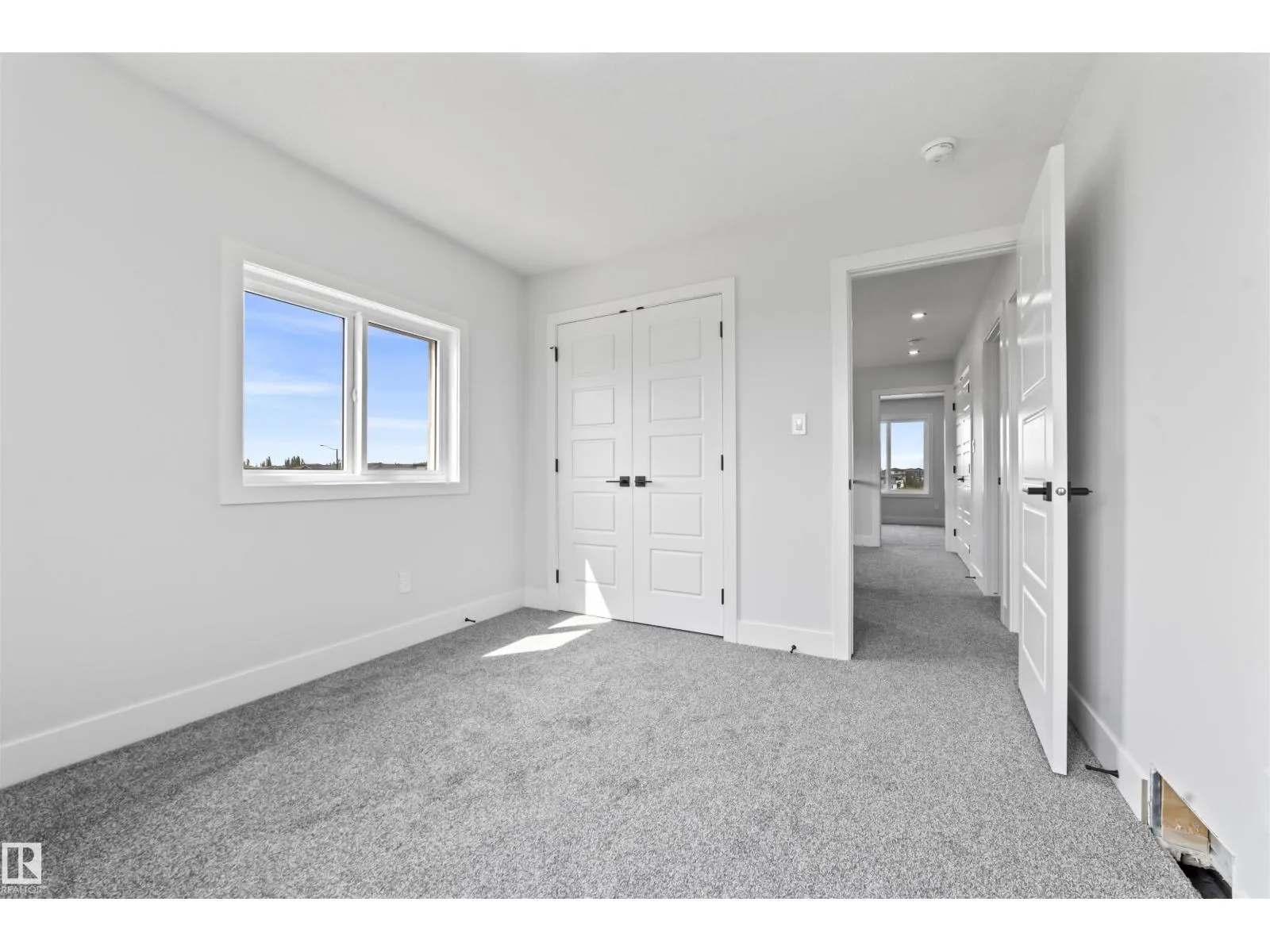 201 Deer Valley DR