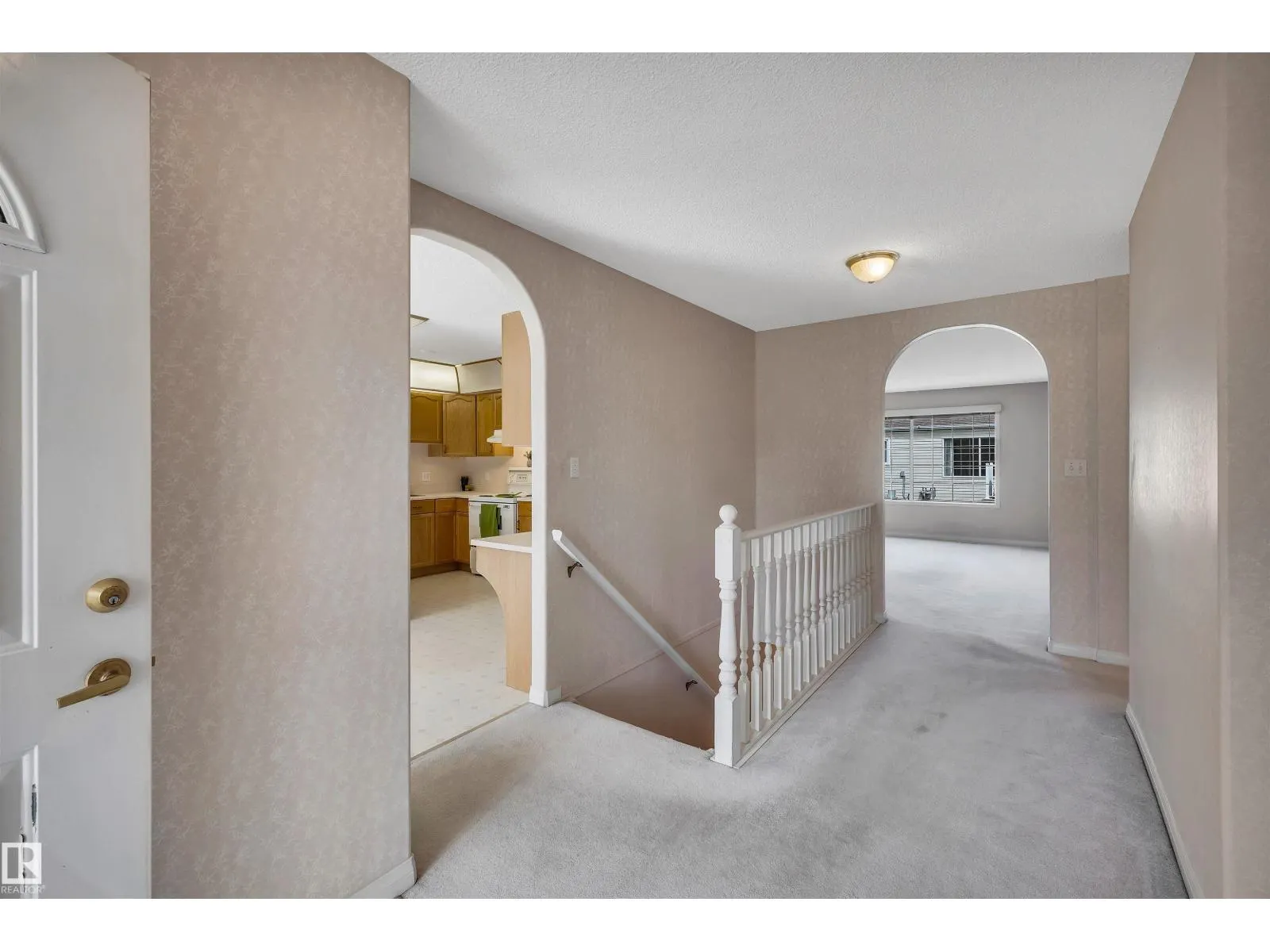 973 YOUVILLE DR W NW