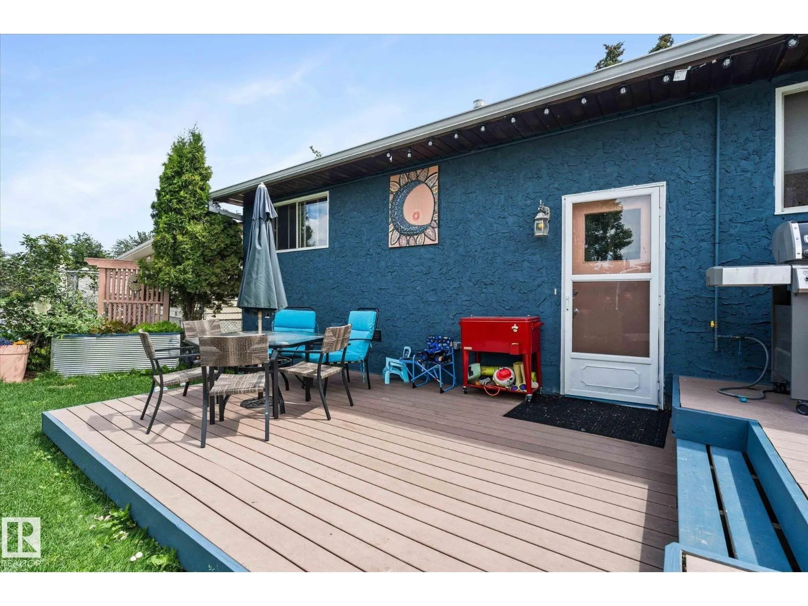 44 GARDEN VALLEY DR