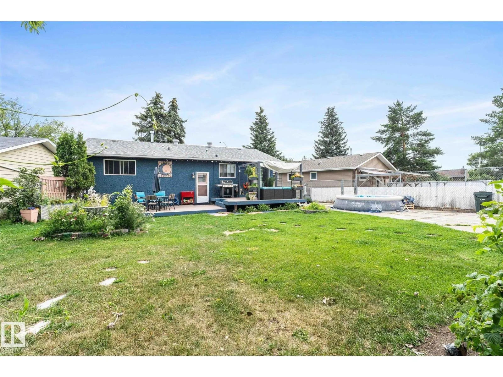 44 GARDEN VALLEY DR