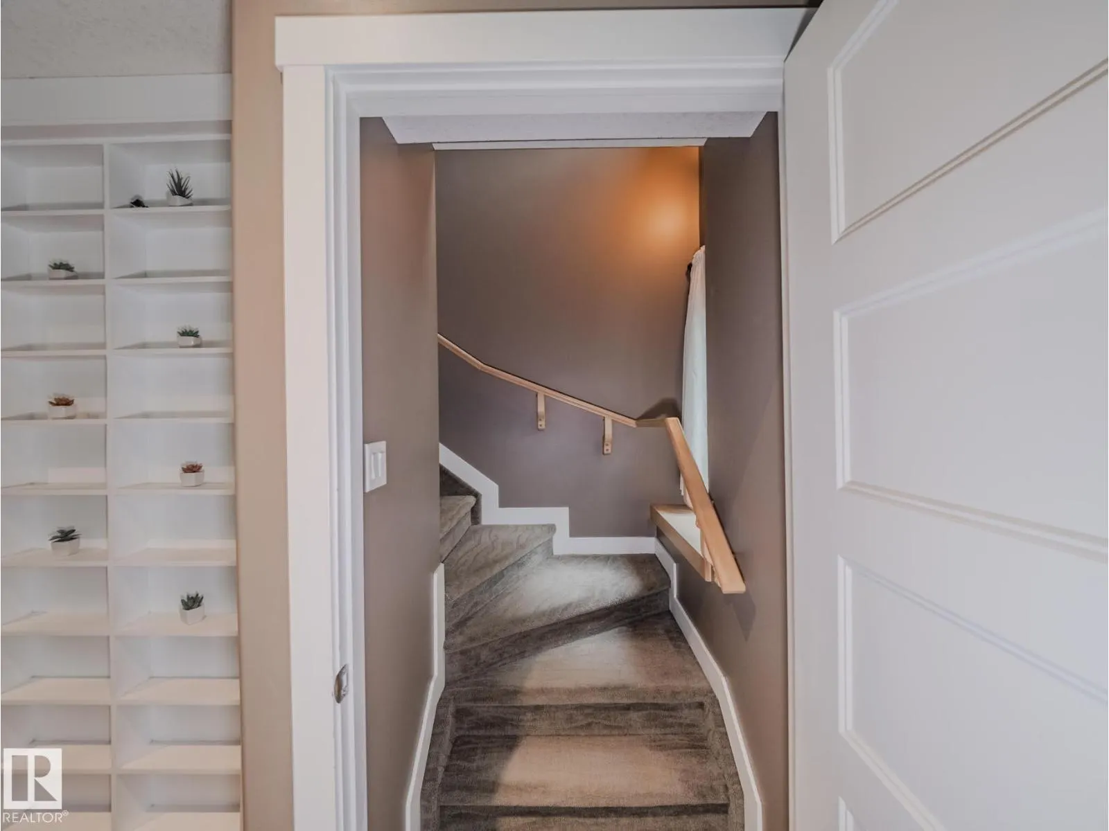 8306 108 ST NW