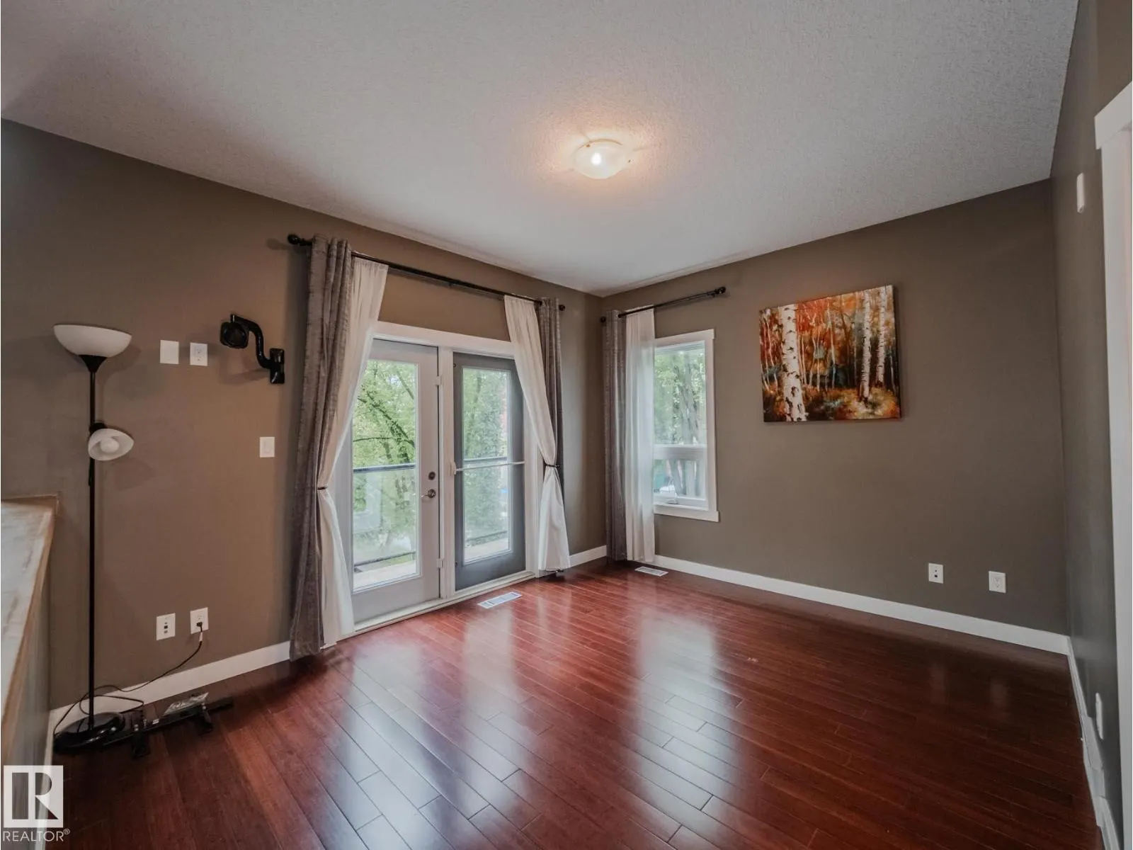 8306 108 ST NW