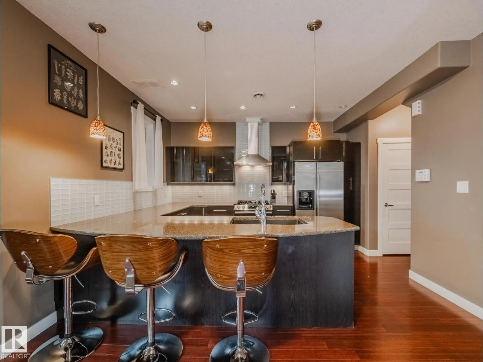 8306 108 ST NW