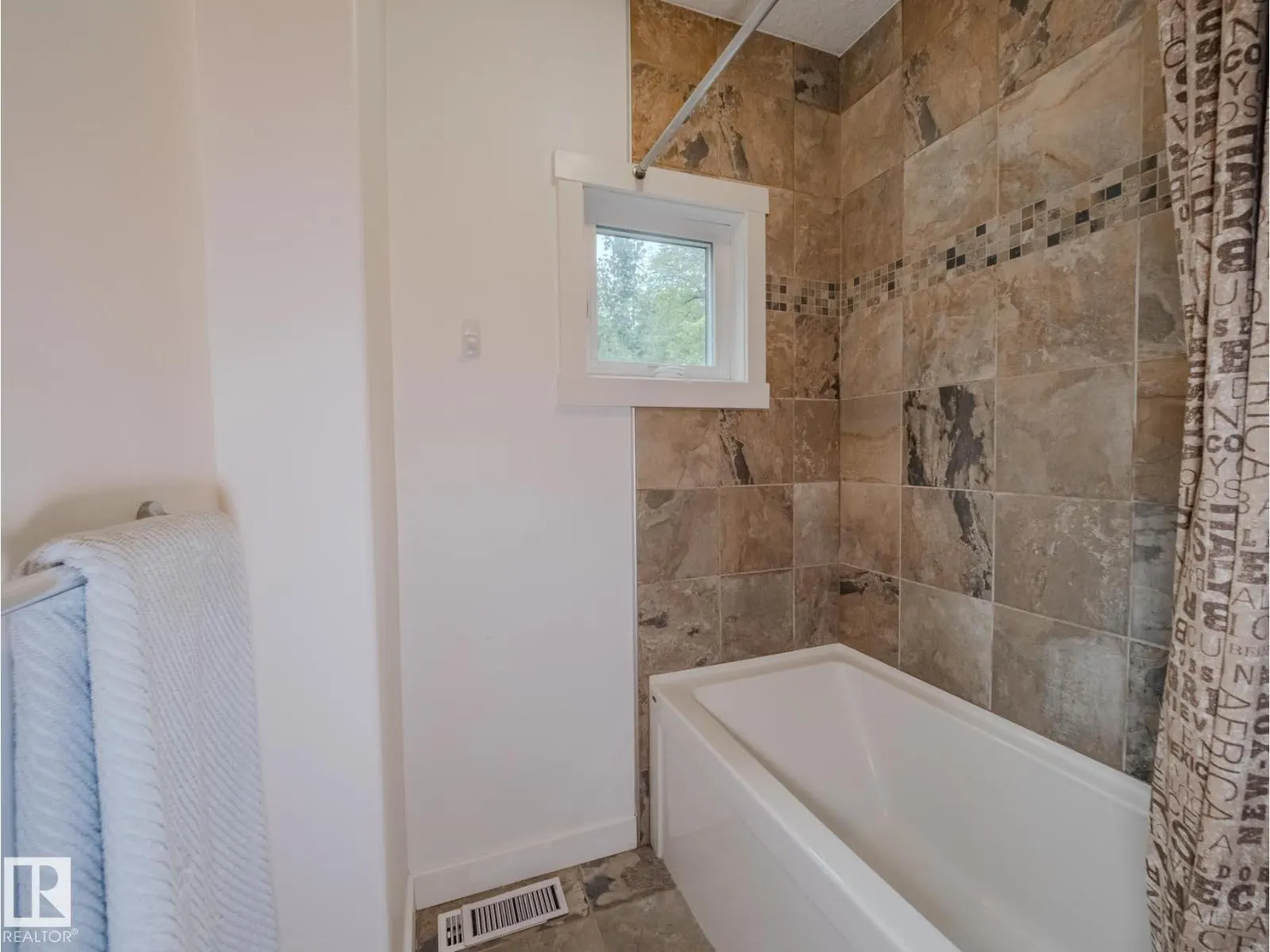 8306 108 ST NW