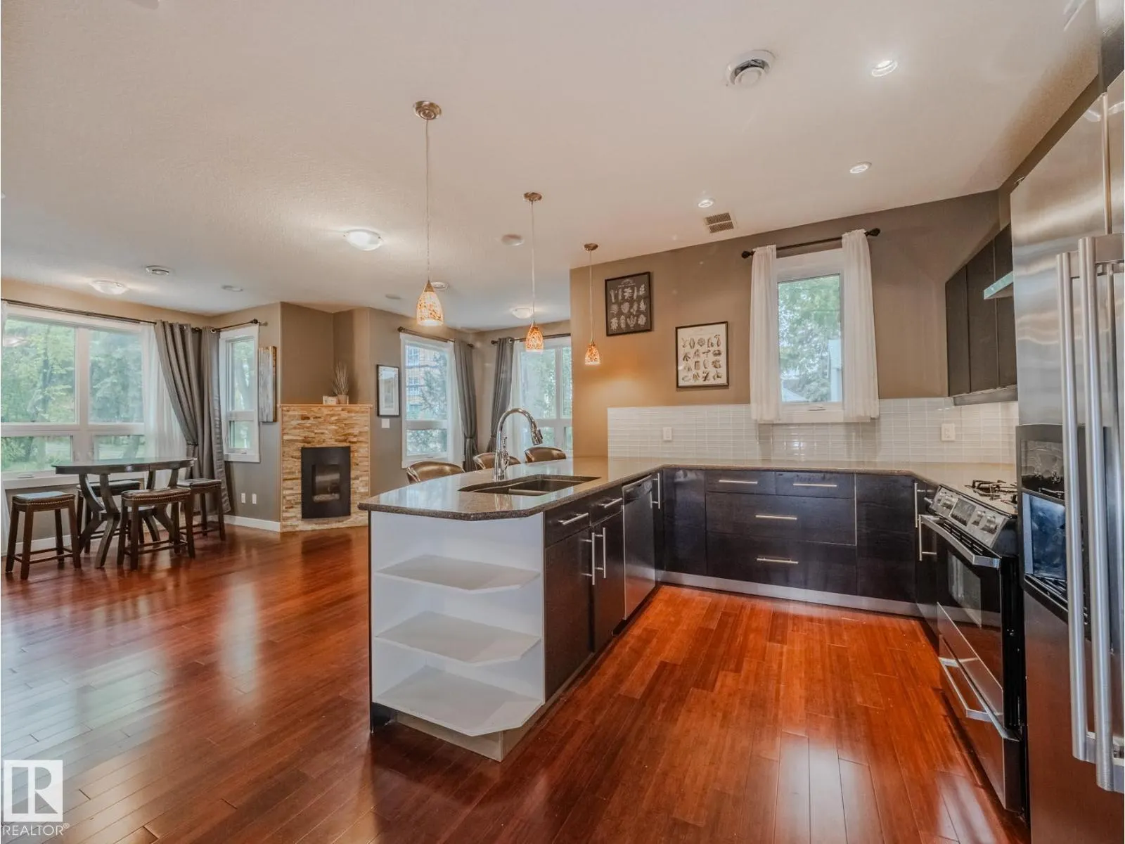 8306 108 ST NW