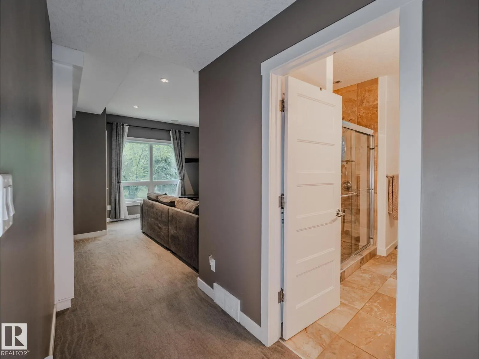 8306 108 ST NW