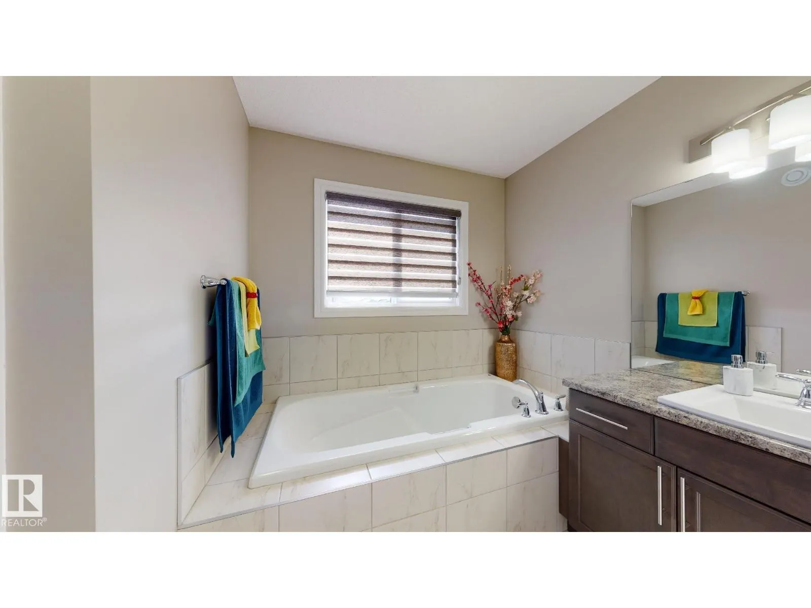 8716 CARSON WY SW