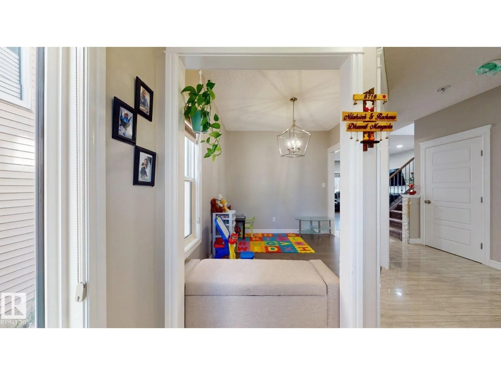 8716 CARSON WY SW