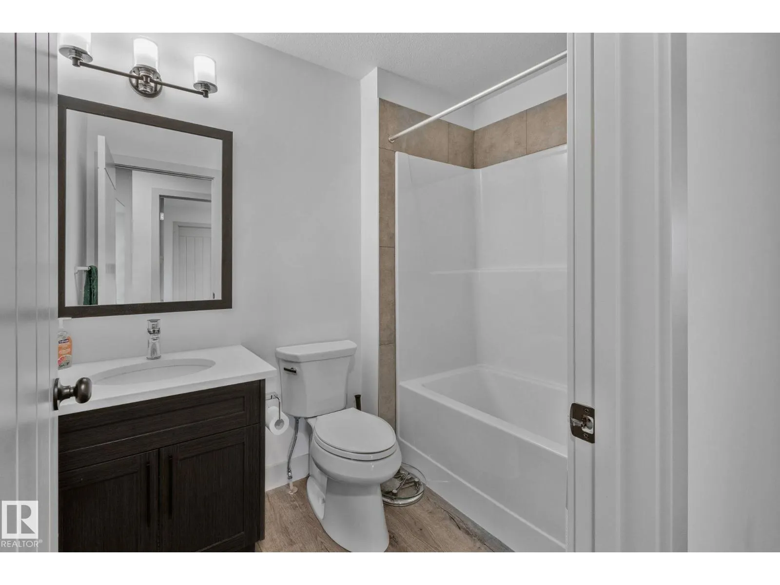 69 SPRUCE GARDENS CR