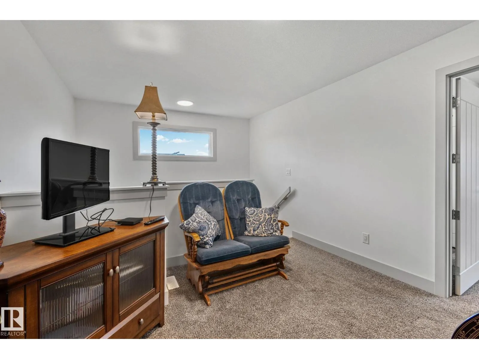 69 SPRUCE GARDENS CR