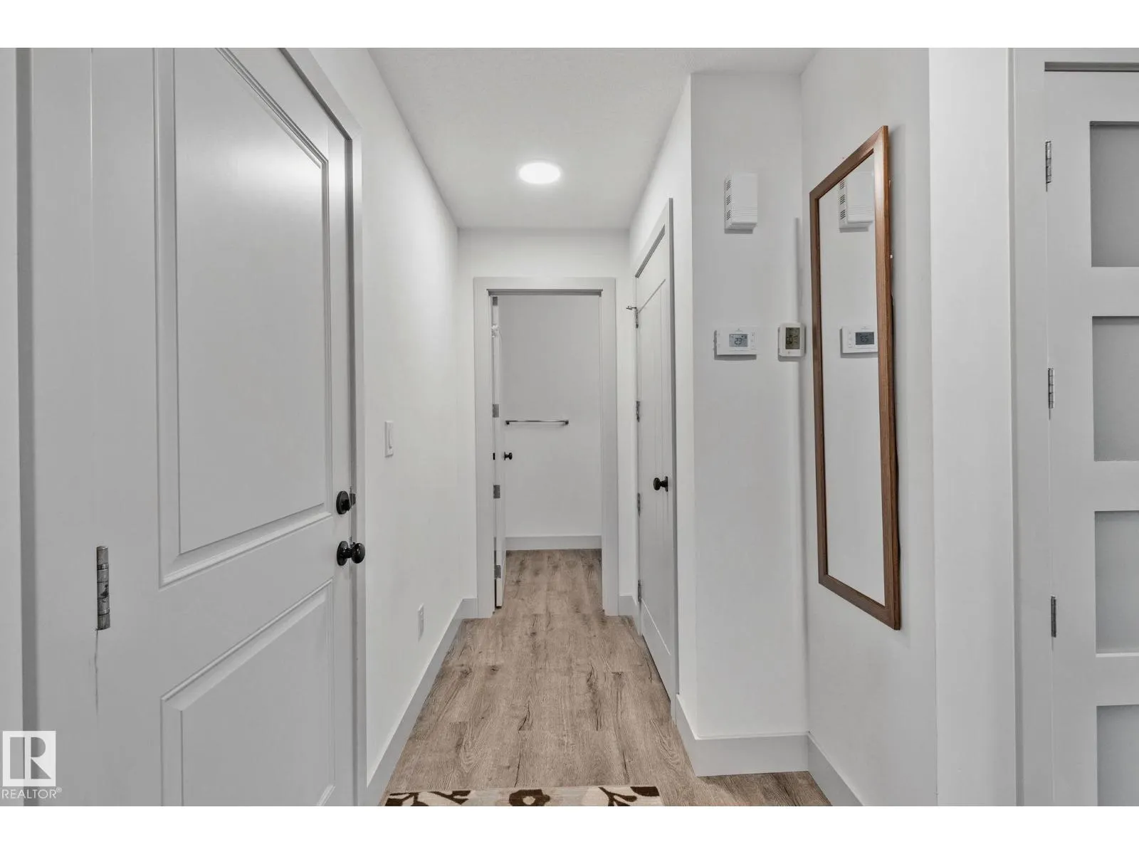 69 SPRUCE GARDENS CR