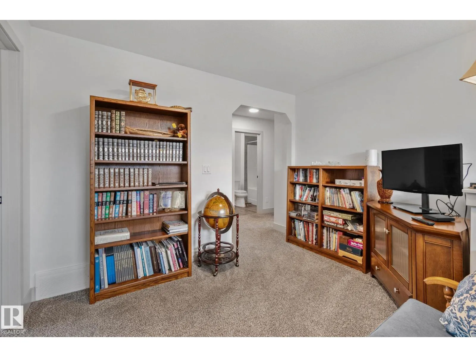 69 SPRUCE GARDENS CR