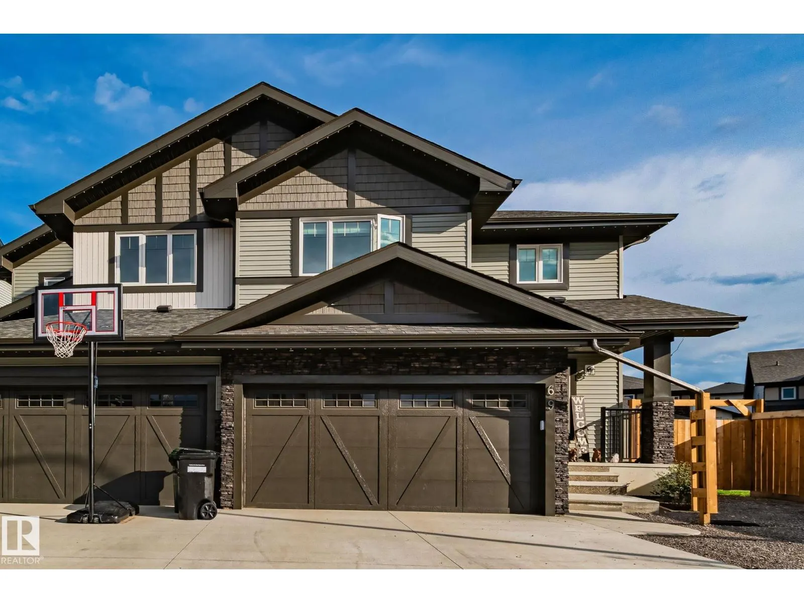 69 SPRUCE GARDENS CR