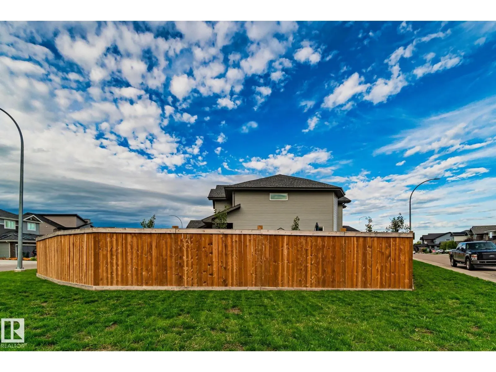 69 SPRUCE GARDENS CR