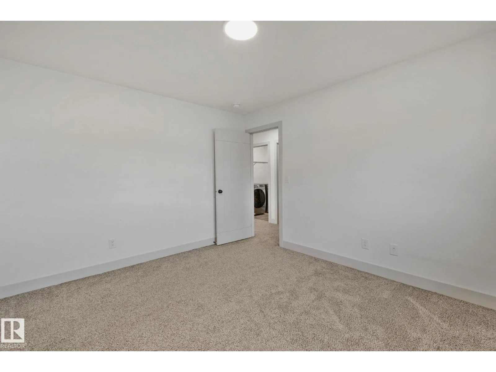 69 SPRUCE GARDENS CR