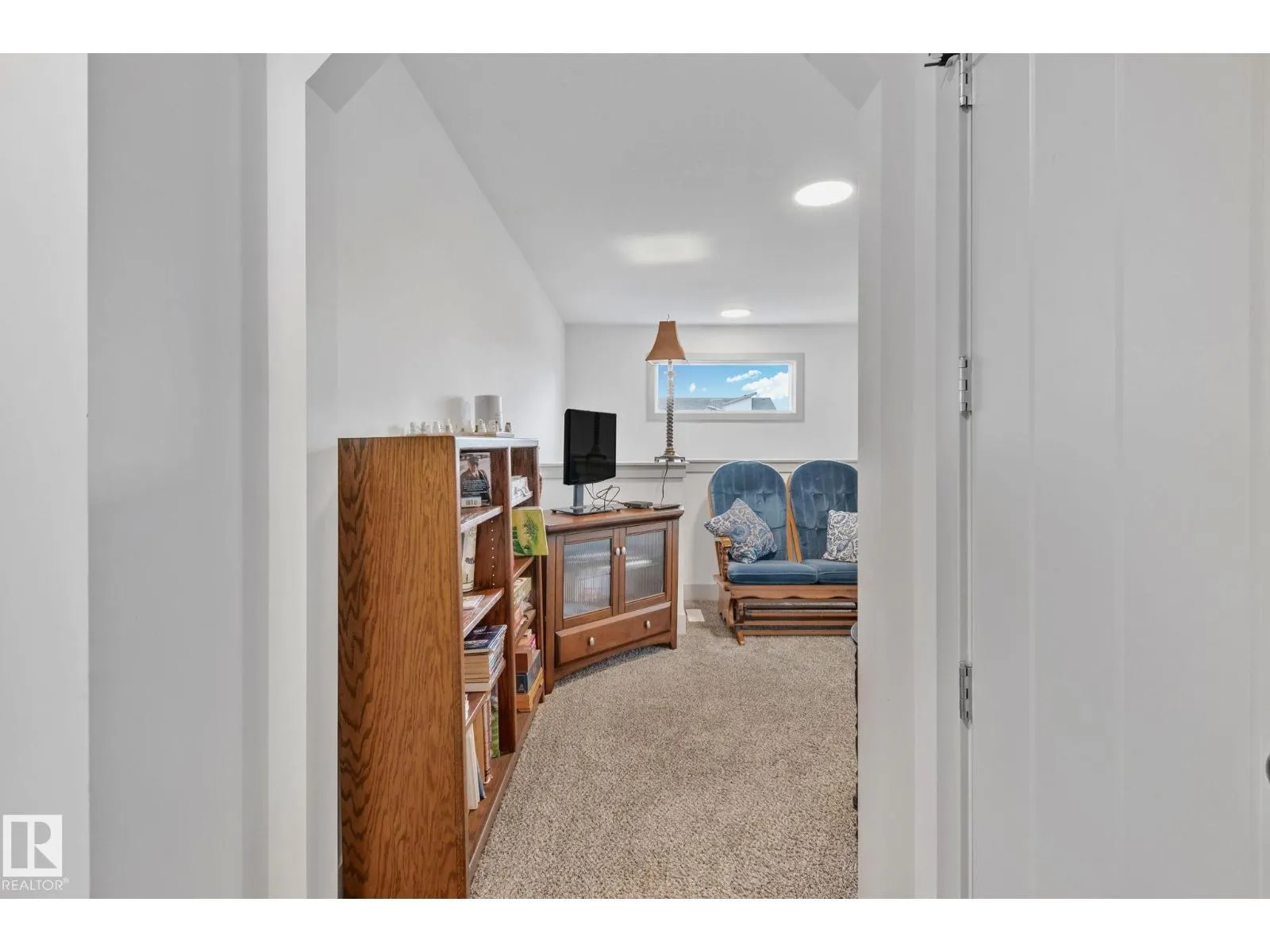 69 SPRUCE GARDENS CR