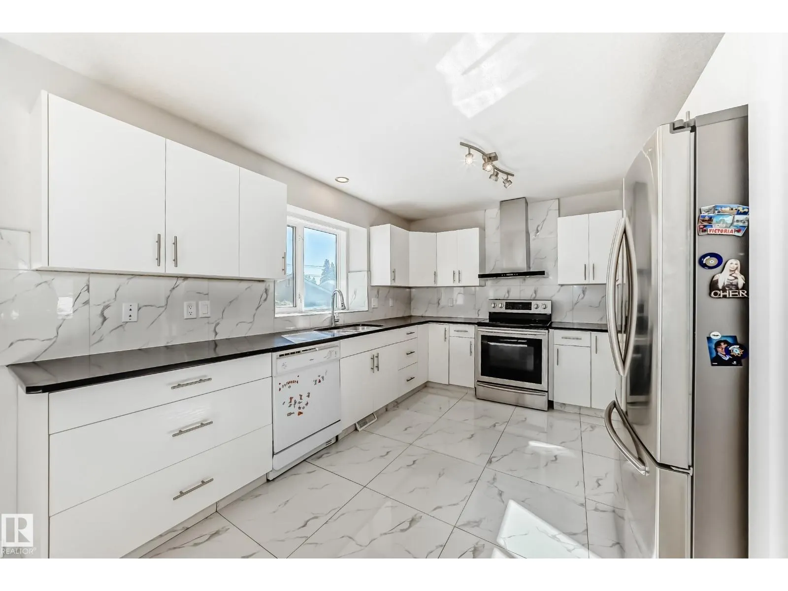 9311 153 ST NW
