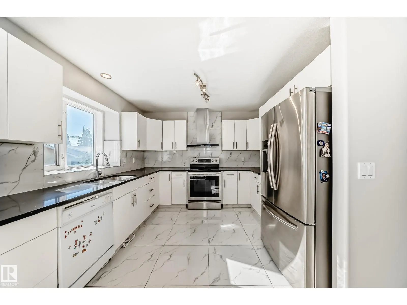 9311 153 ST NW