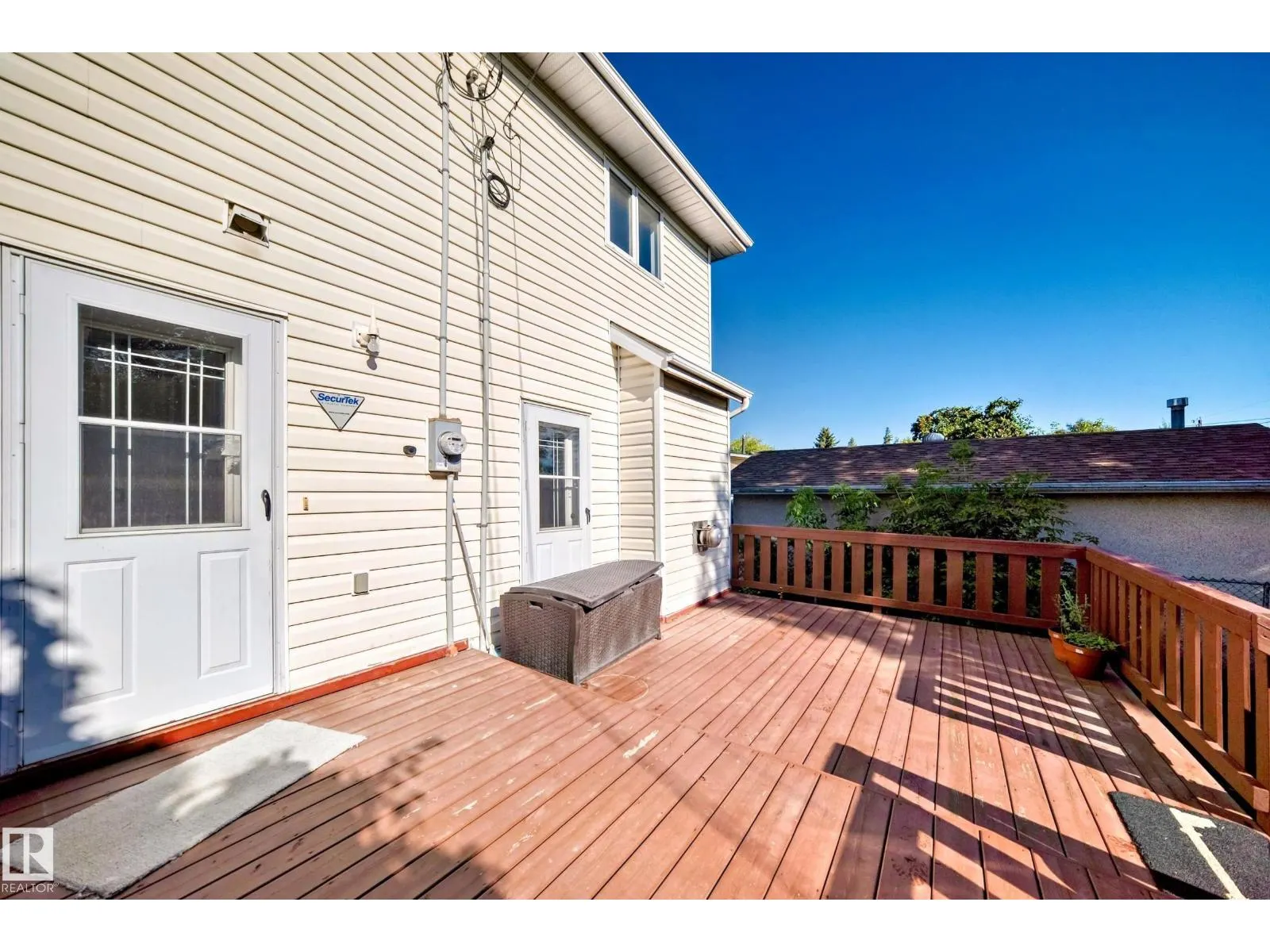 9311 153 ST NW