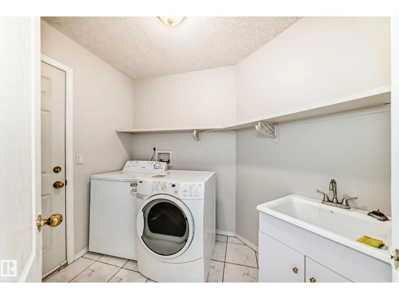 9311 153 ST NW