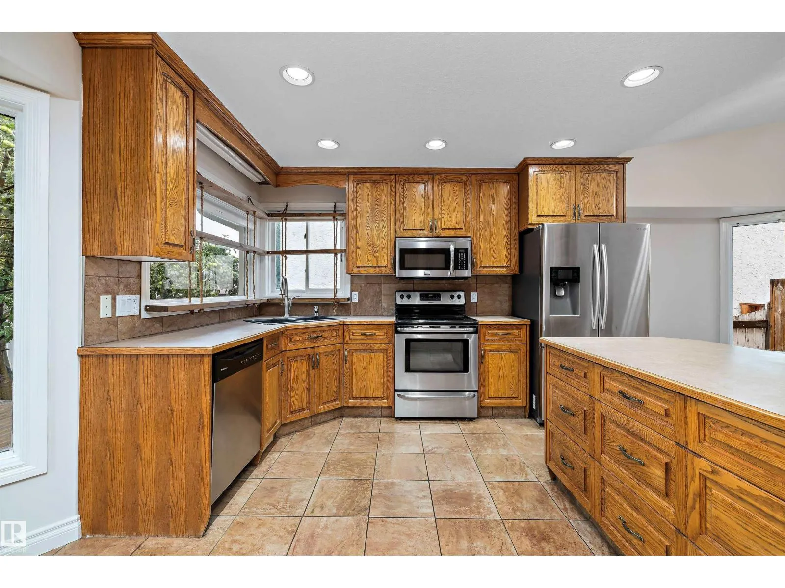 50 MCKEAN WY