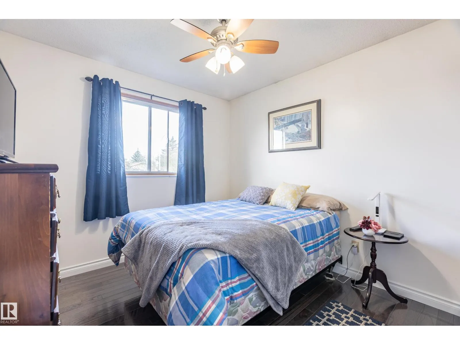 732 Grandin DR