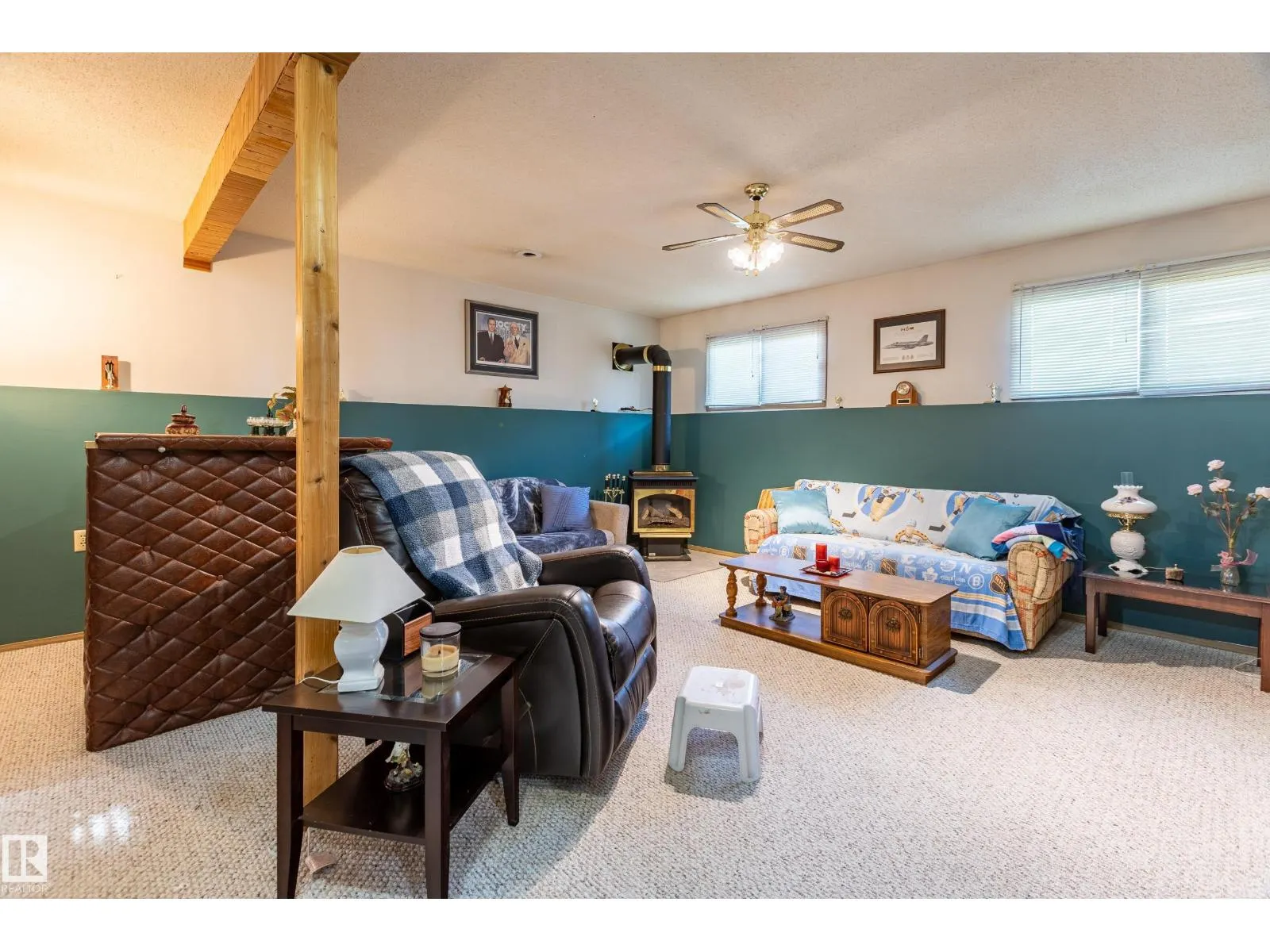 732 Grandin DR