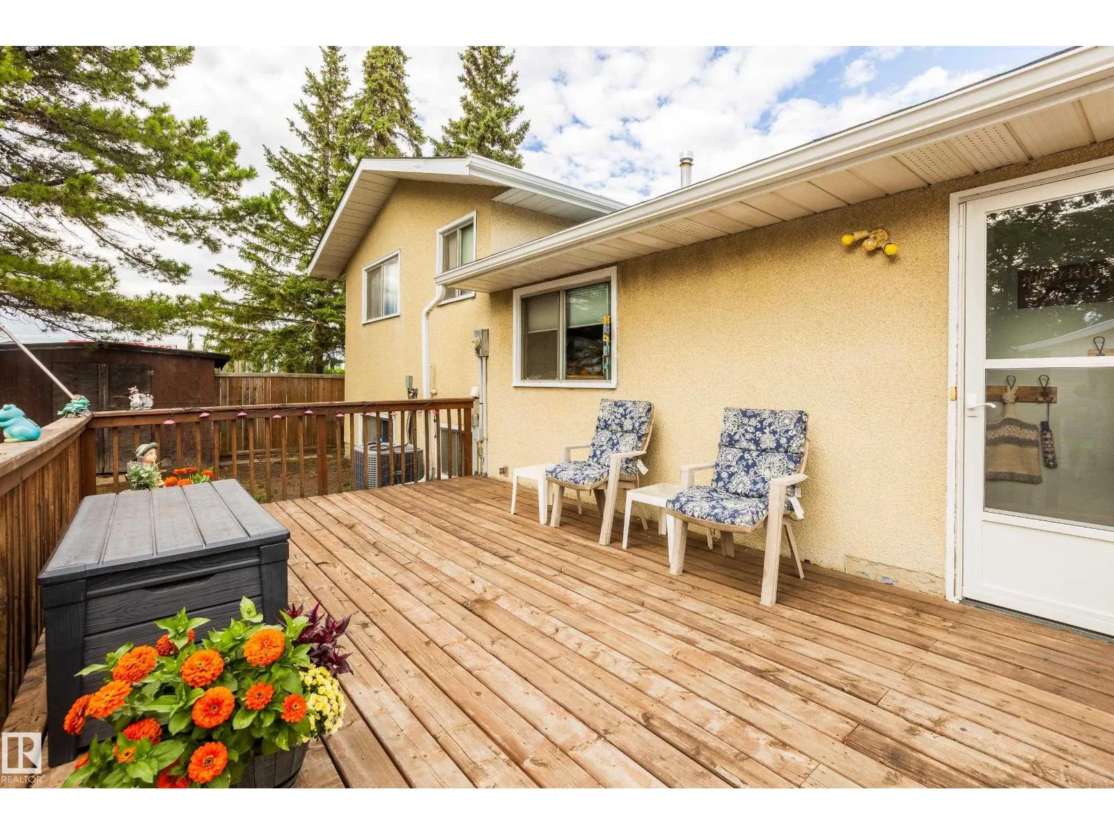 732 Grandin DR