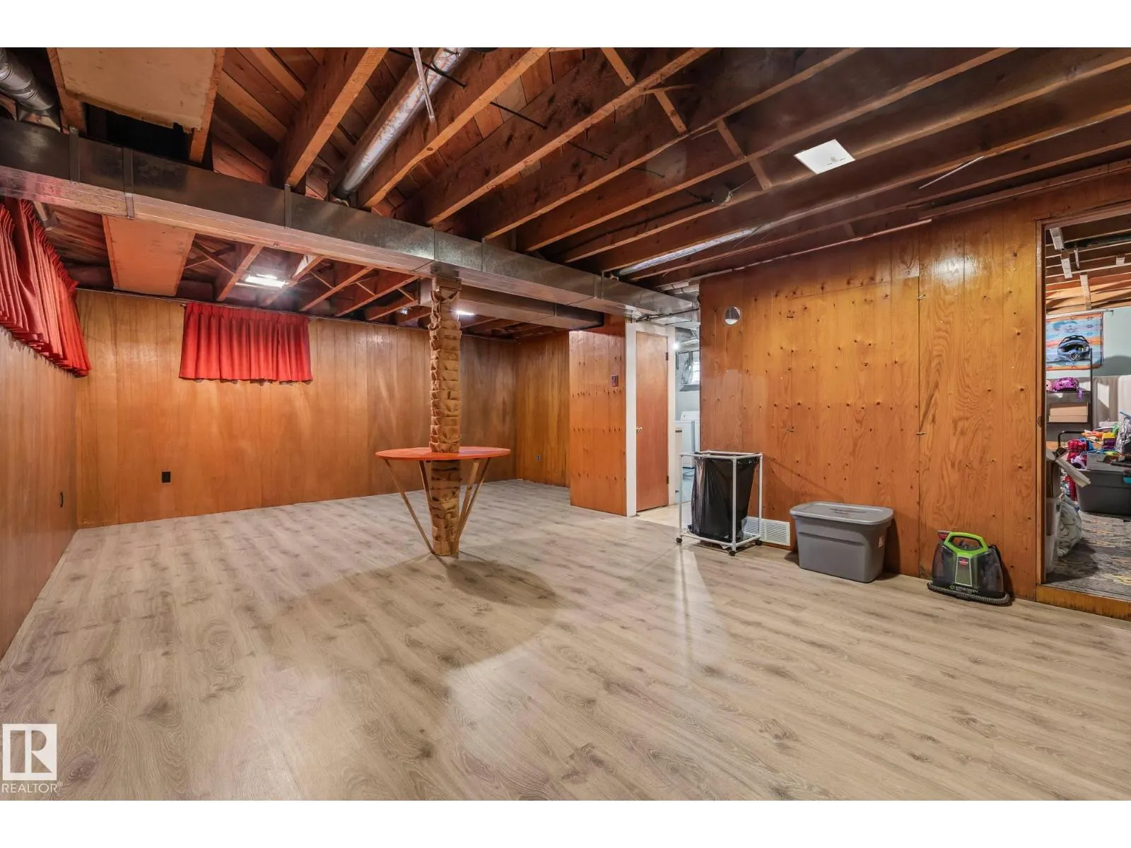 11505 68 ST NW