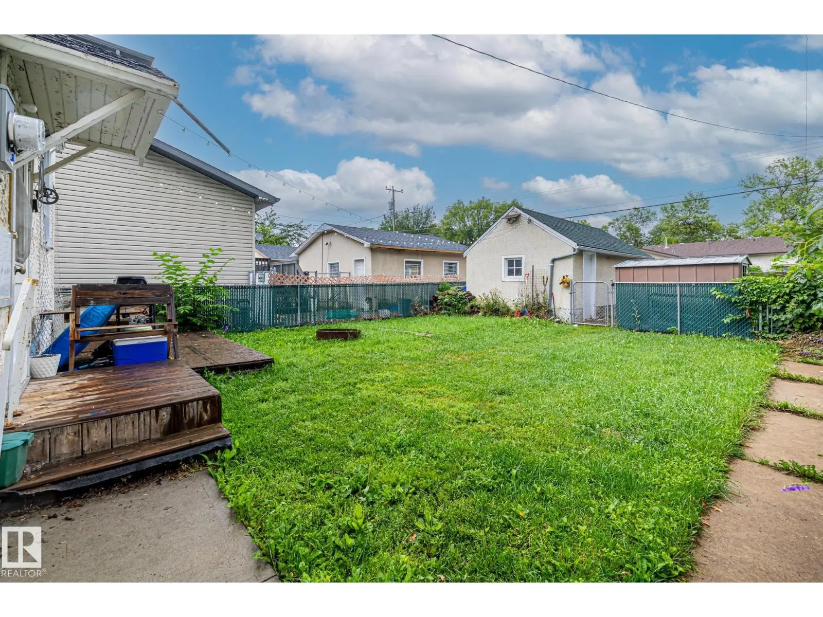 11505 68 ST NW