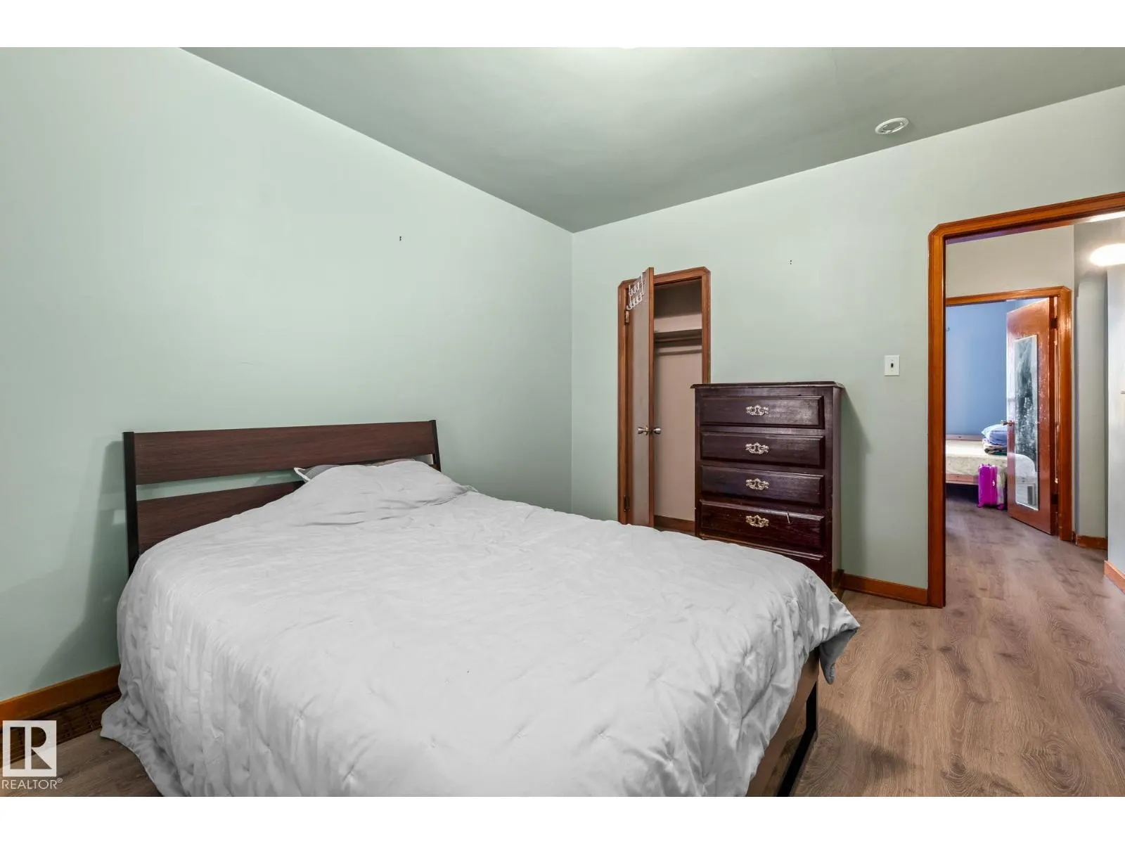 11505 68 ST NW