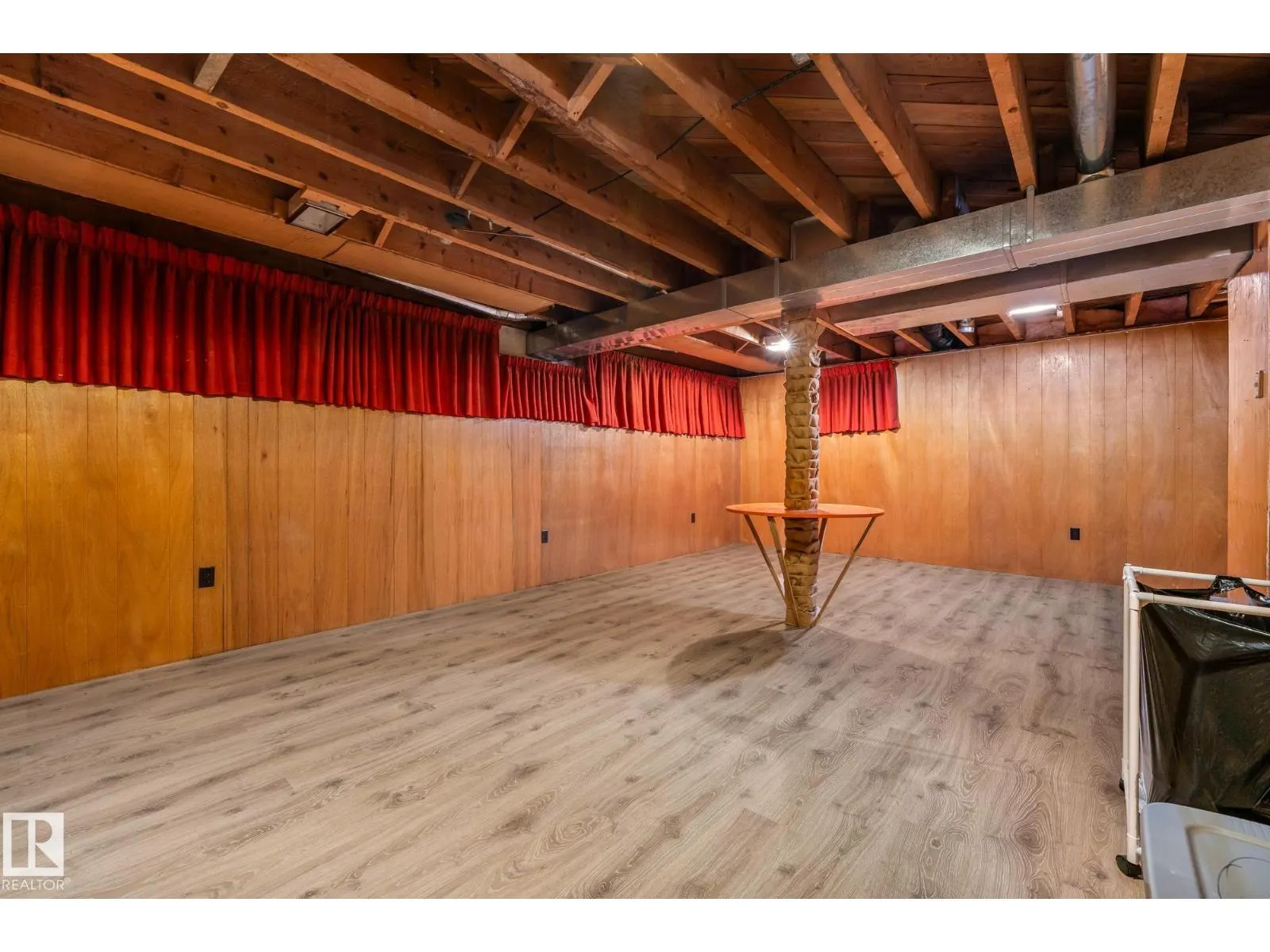 11505 68 ST NW