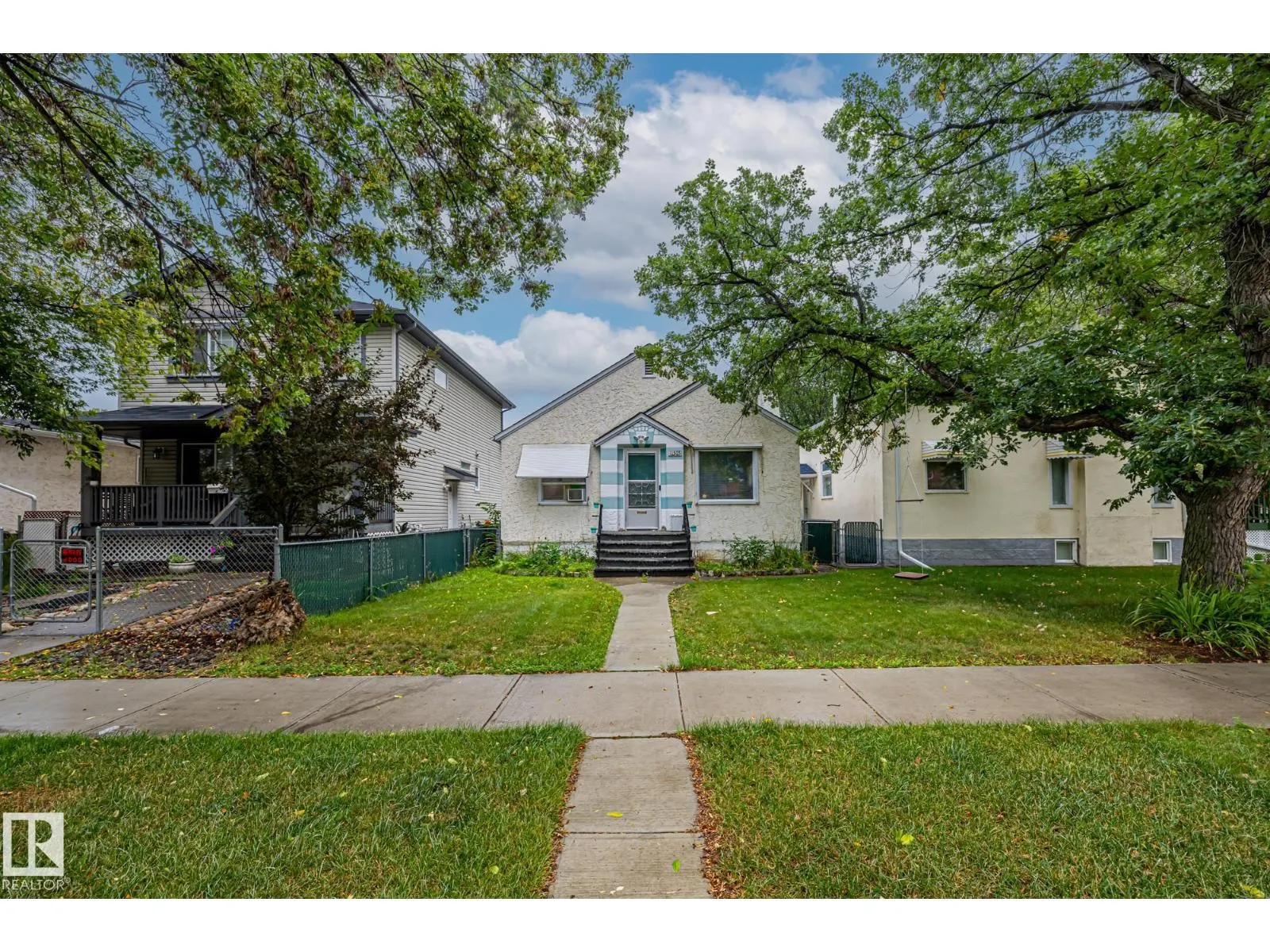 11505 68 ST NW