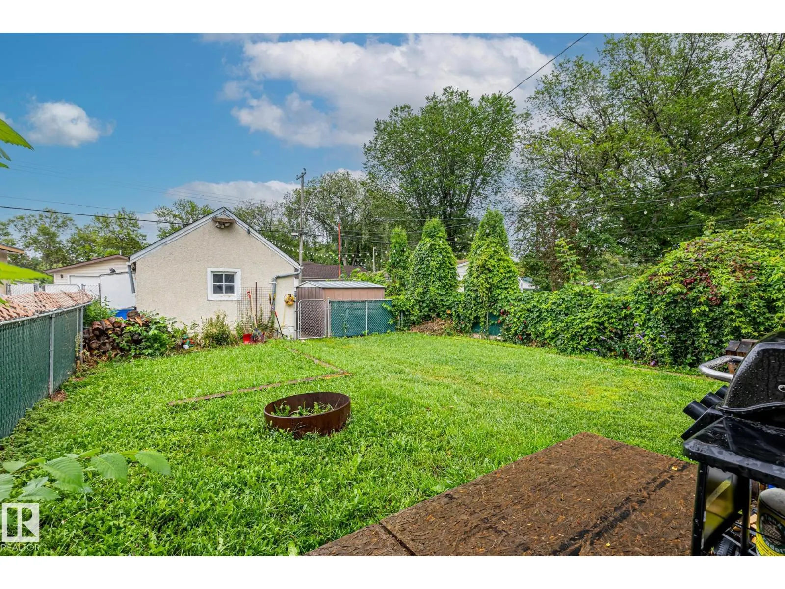 11505 68 ST NW