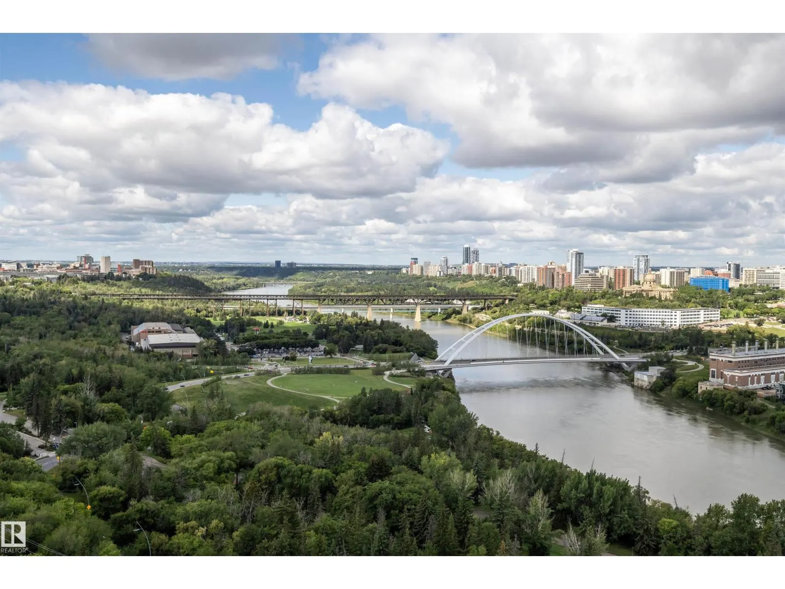 #1809 10149 SASKATCHEWAN DR NW