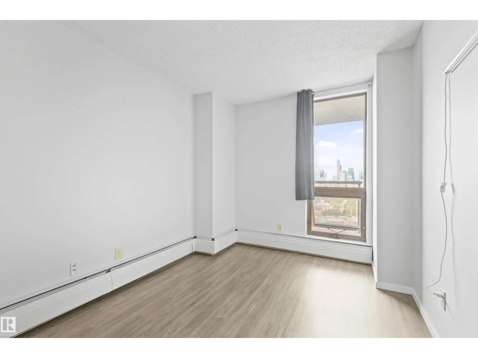 #1809 10149 SASKATCHEWAN DR NW