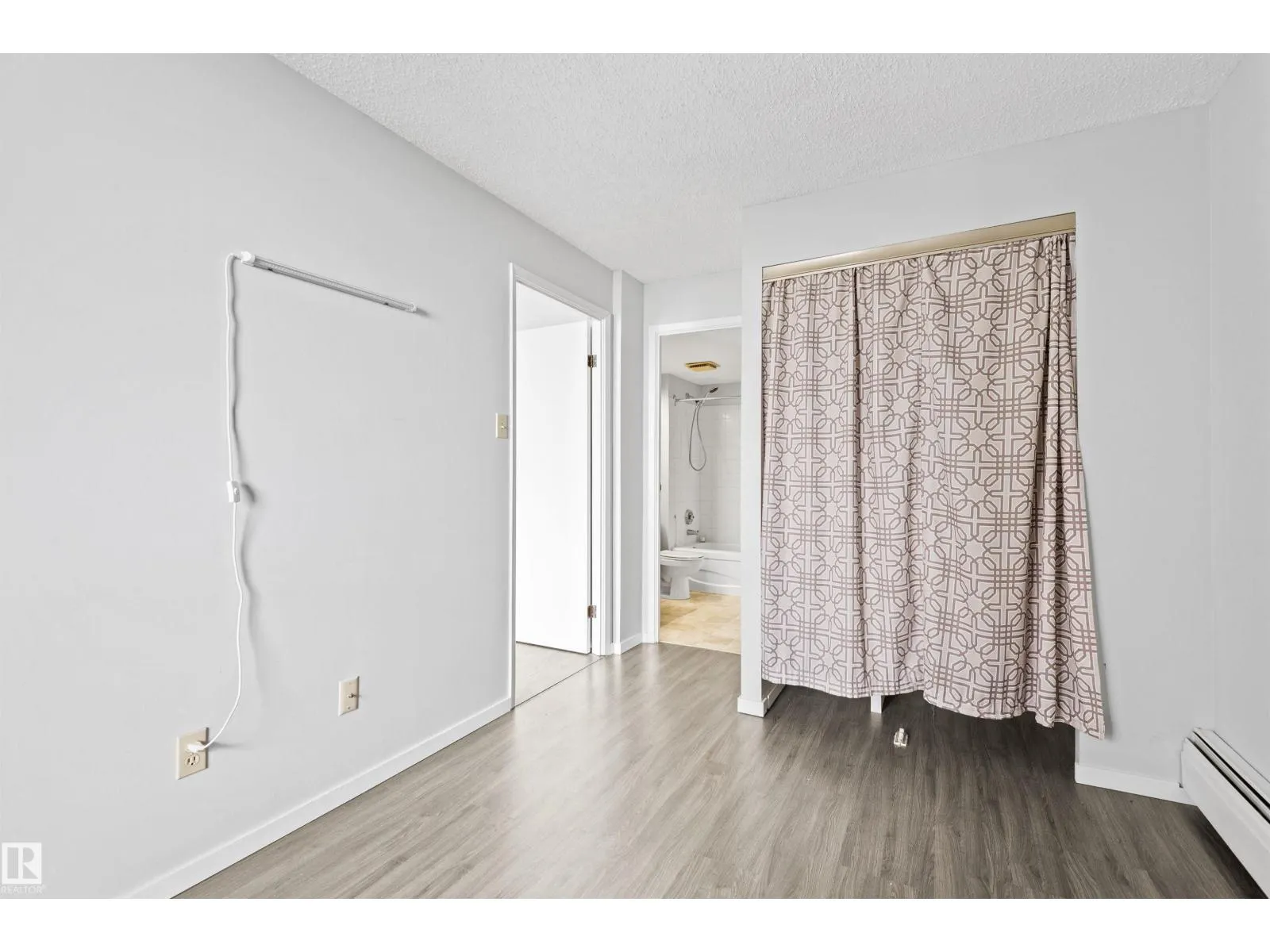 #1809 10149 SASKATCHEWAN DR NW