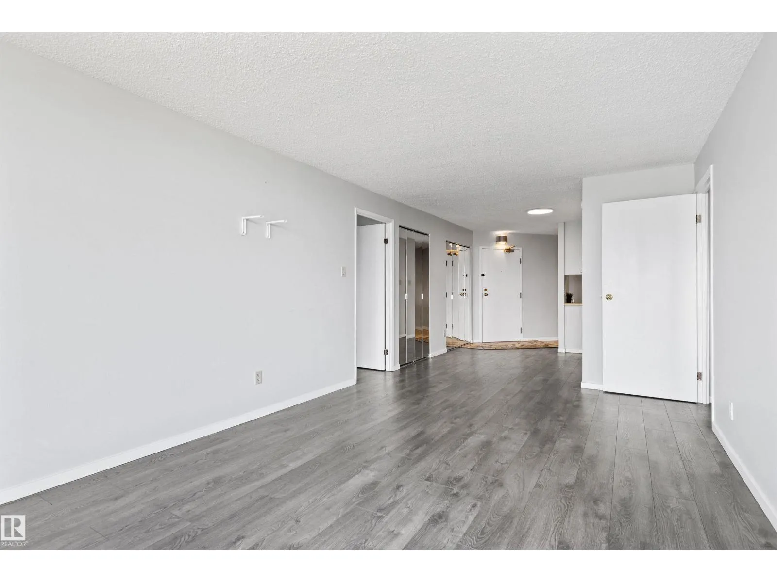 #1809 10149 SASKATCHEWAN DR NW