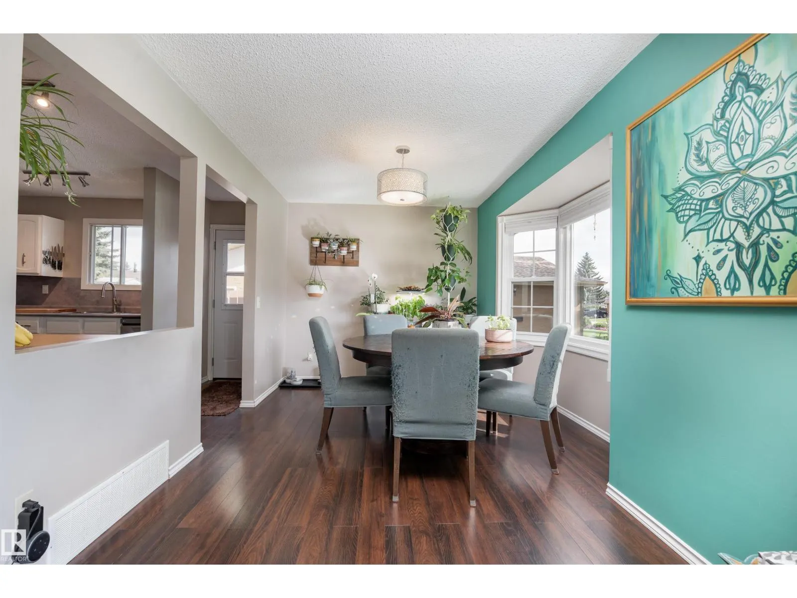 20 WOODLAKE RD