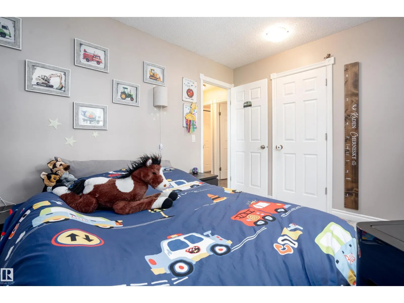 20 WOODLAKE RD