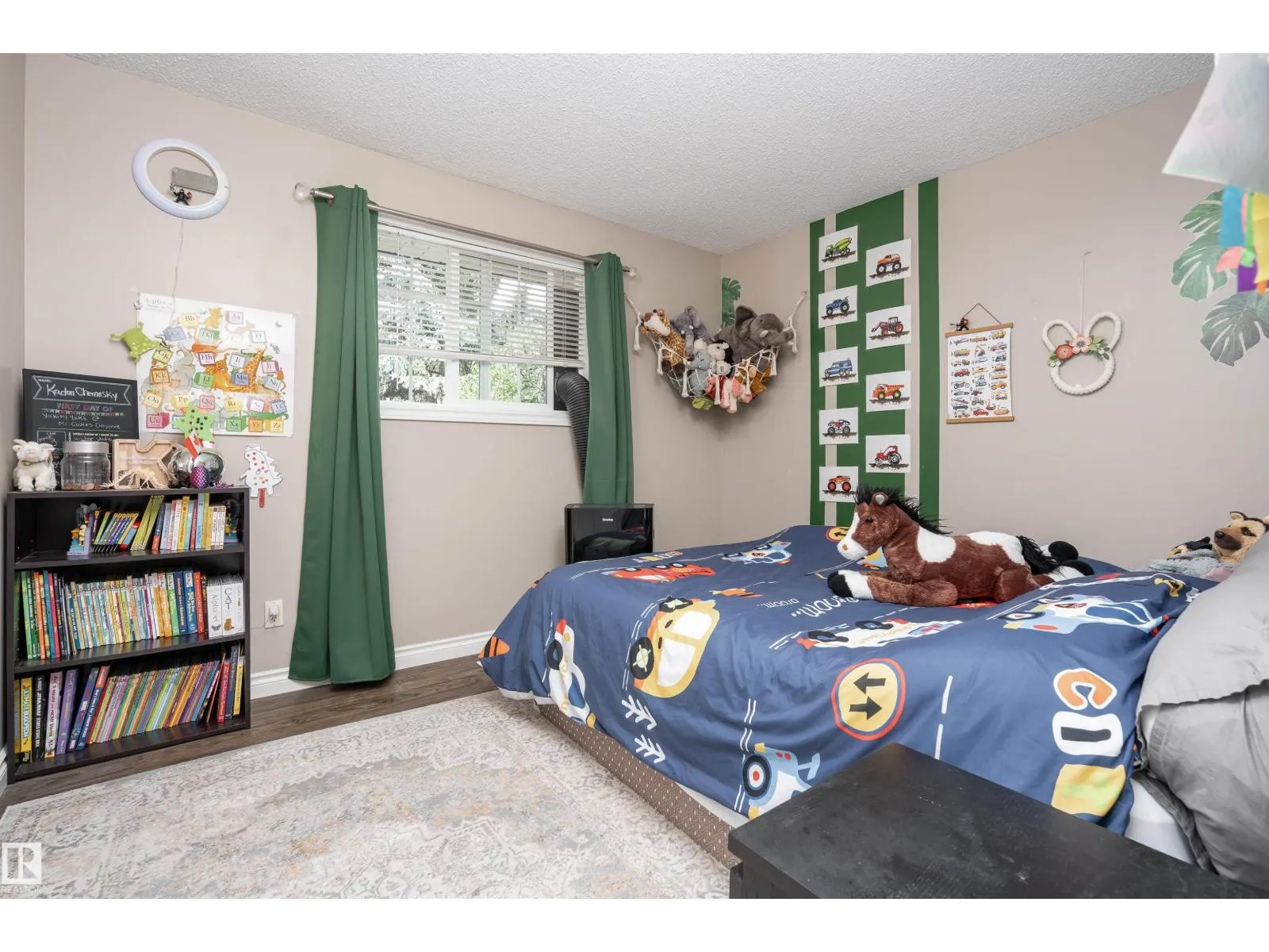 20 WOODLAKE RD